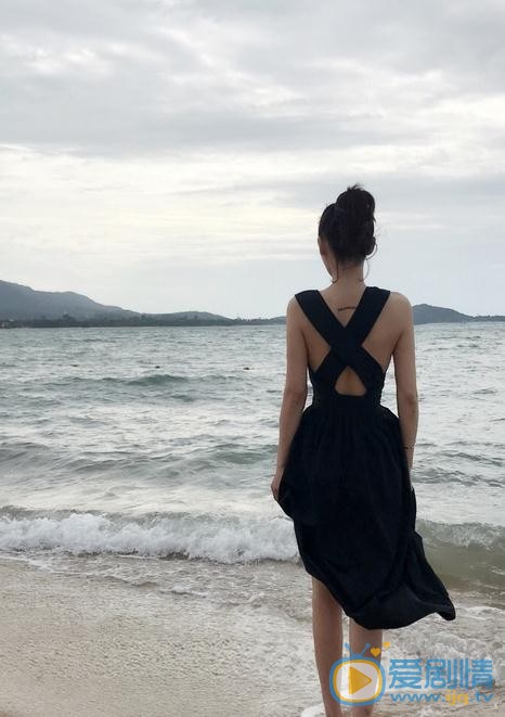 何昊阳海边照 何昊阳高清写真_何昊阳高清剧照