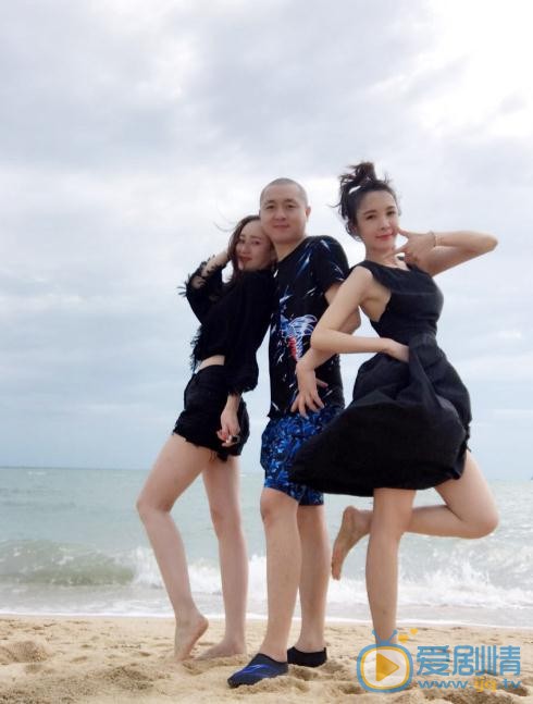 何昊阳海边照 何昊阳高清写真_何昊阳高清剧照