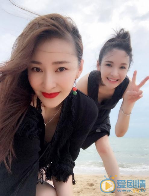 何昊阳海边照 何昊阳高清写真_何昊阳高清剧照