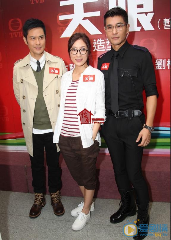 杨怡活动照 杨怡高清写真_杨怡高清剧照