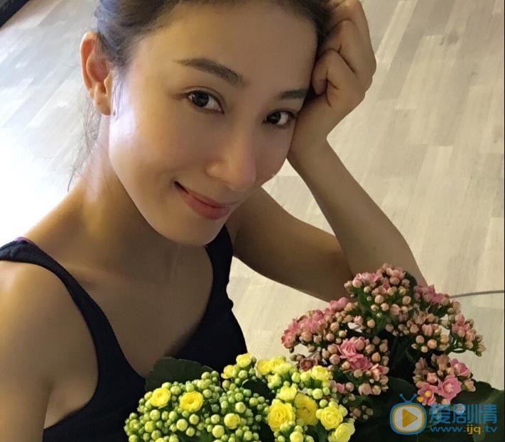 杨怡生活照 杨怡高清写真_杨怡高清剧照