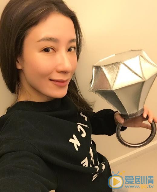 杨怡生活照 杨怡高清写真_杨怡高清剧照