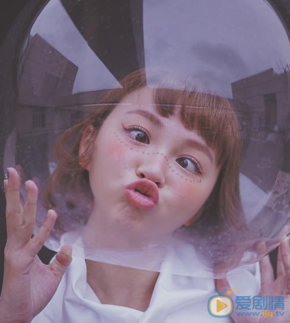 曦子搞怪写真 曦子高清写真_曦子高清剧照