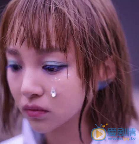 曦子搞怪写真 曦子高清写真_曦子高清剧照