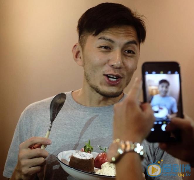 袁伟豪生活照 袁伟豪高清写真_袁伟豪高清剧照