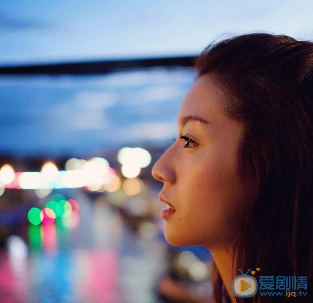 蔡思贝时尚街拍 蔡思贝高清写真_蔡思贝高清剧照