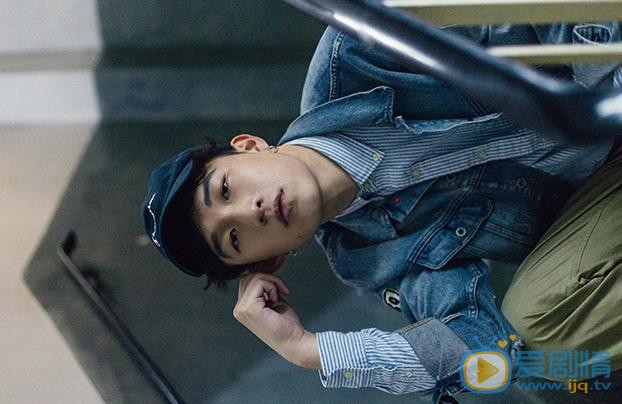 龚锐街拍写真 龚锐高清写真_龚锐高清剧照