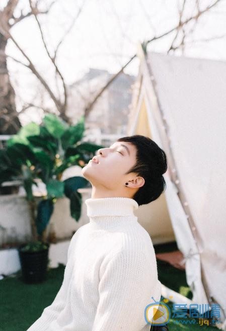 龚锐写真 龚锐高清写真_龚锐高清剧照