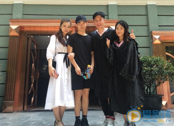 龚锐毕业照 龚锐高清写真_龚锐高清剧照