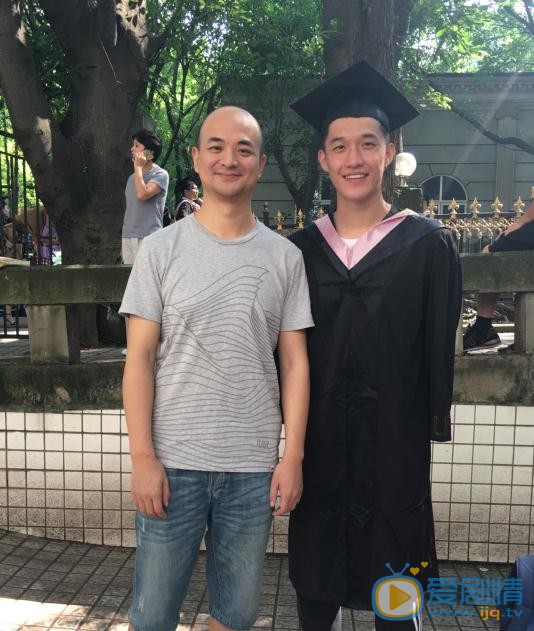 龚锐毕业照 龚锐高清写真_龚锐高清剧照