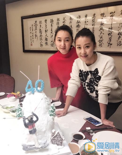 苗圃素颜生活照 苗圃高清写真_苗圃高清剧照