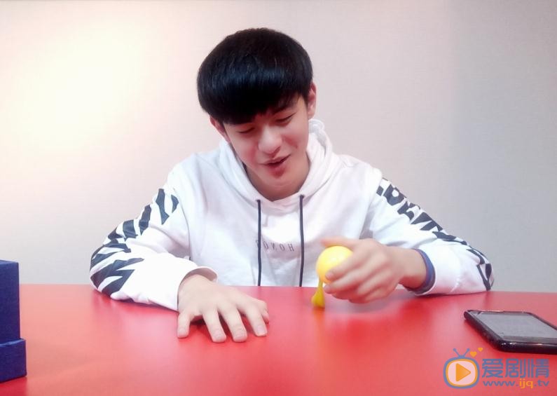 何德瑞生活照 何德瑞高清写真_何德瑞高清剧照