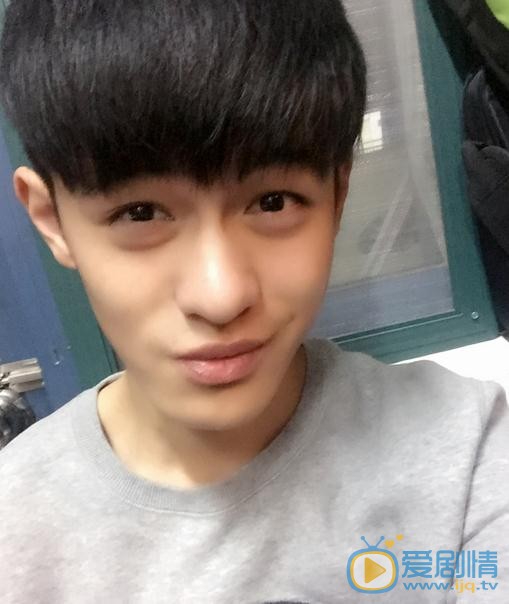 何德瑞生活照 何德瑞高清写真_何德瑞高清剧照