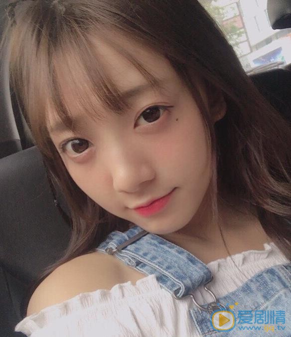 范薇生活照 范薇高清写真_范薇高清剧照