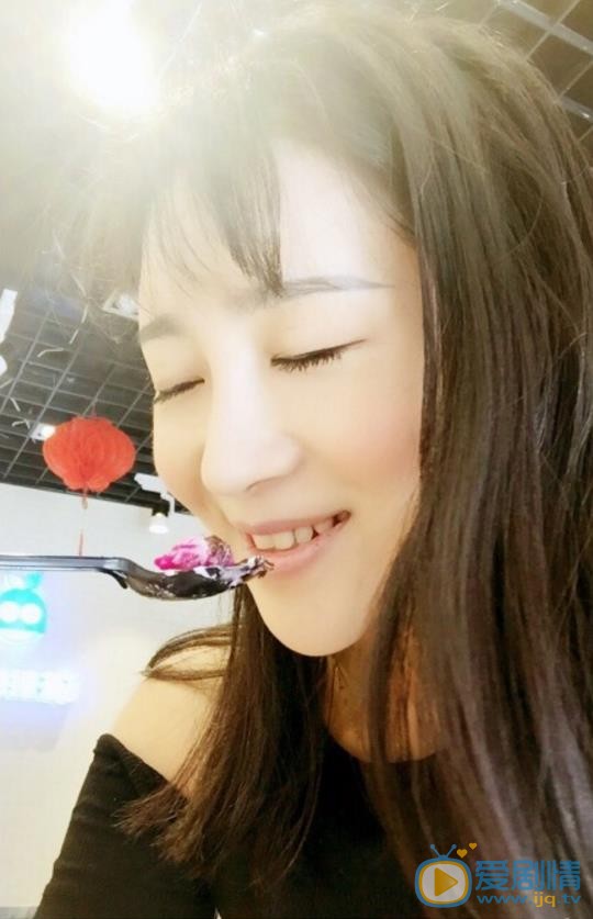 袁祎一自拍照 袁祎一高清写真_袁祎一高清剧照