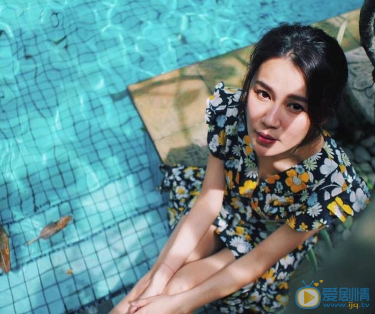 黄翠如街拍写真 黄翠如高清写真_黄翠如高清剧照