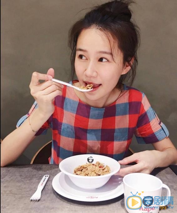 黄翠如生活照 黄翠如生活照
