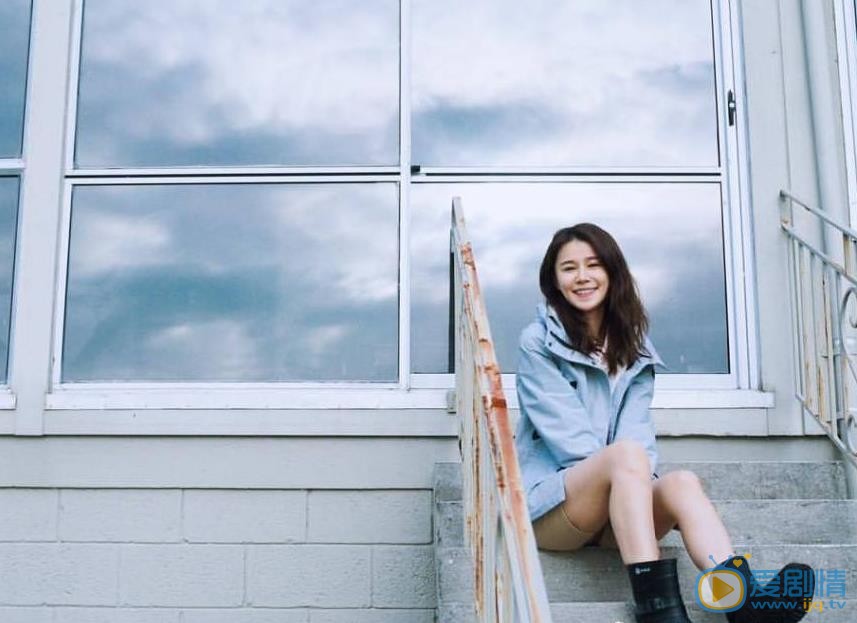 黄翠如街拍写真 黄翠如高清写真_黄翠如高清剧照