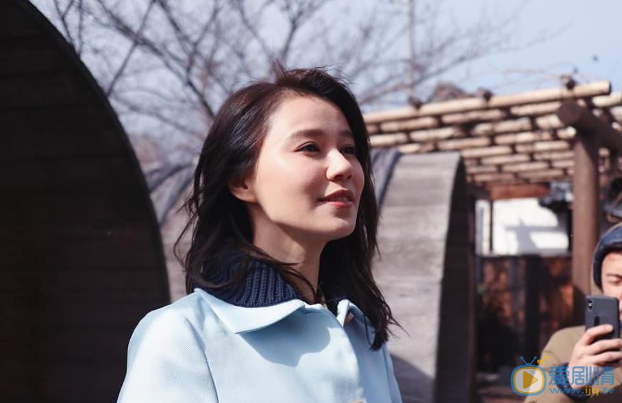 黄翠如街拍写真 黄翠如高清写真_黄翠如高清剧照