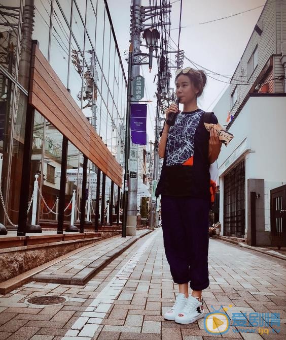 黄翠如街拍写真 黄翠如高清写真_黄翠如高清剧照