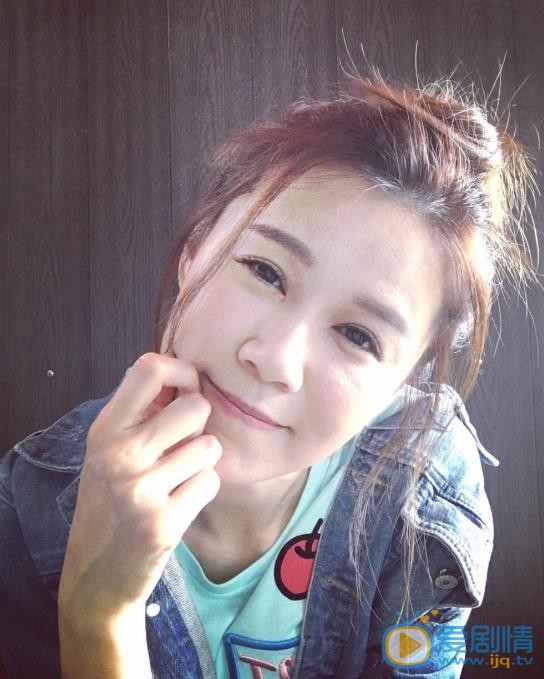 黄翠如生活照 黄翠如高清写真_黄翠如高清剧照