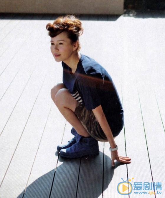 黄翠如靓丽写真 黄翠如高清写真_黄翠如高清剧照