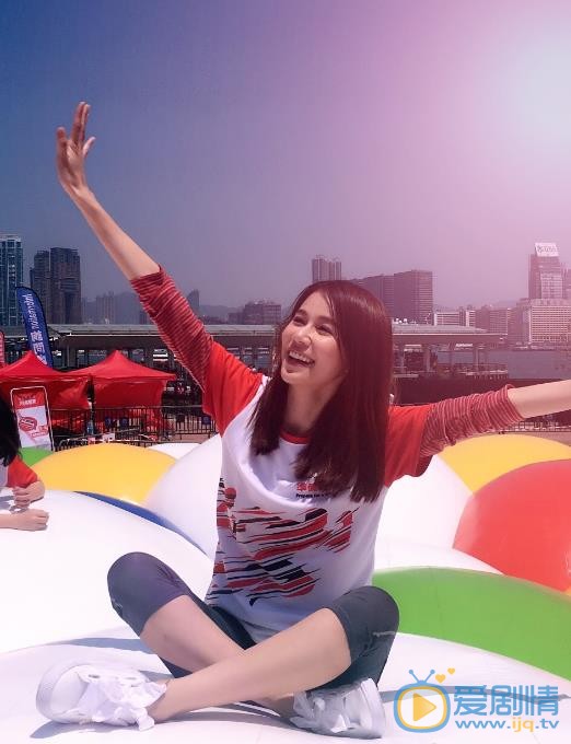 黄翠如街拍写真 黄翠如高清写真_黄翠如高清剧照