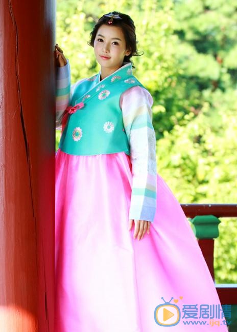 南圭丽韩服写真 南圭丽高清写真_南圭丽高清剧照