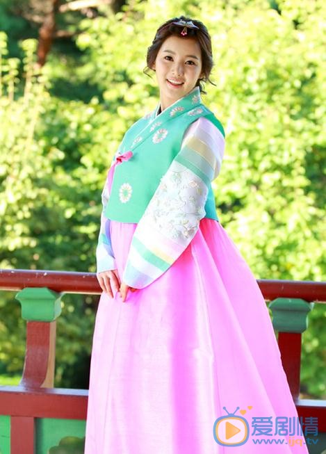 南圭丽韩服写真 南圭丽高清写真_南圭丽高清剧照