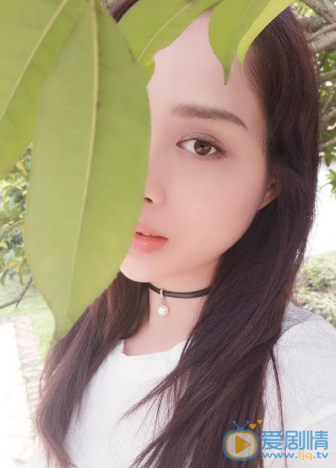 胡龄萌生活照 胡龄萌高清写真_胡龄萌高清剧照