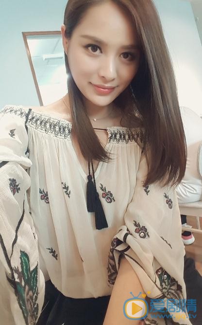 胡龄萌生活照 胡龄萌高清写真_胡龄萌高清剧照