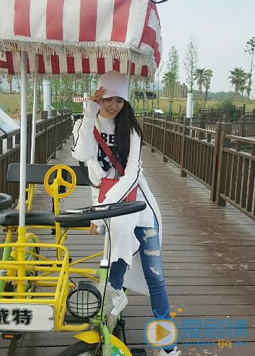 胡龄萌生活照 胡龄萌高清写真_胡龄萌高清剧照
