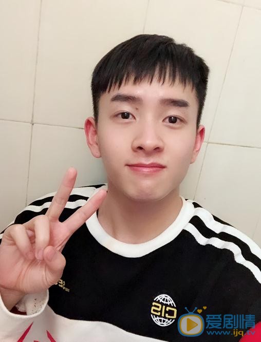 吴瑞淞生活照 吴瑞淞高清写真_吴瑞淞高清剧照