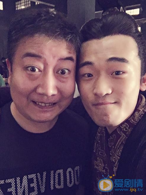 姜寒与人合照 姜寒高清写真_姜寒高清剧照