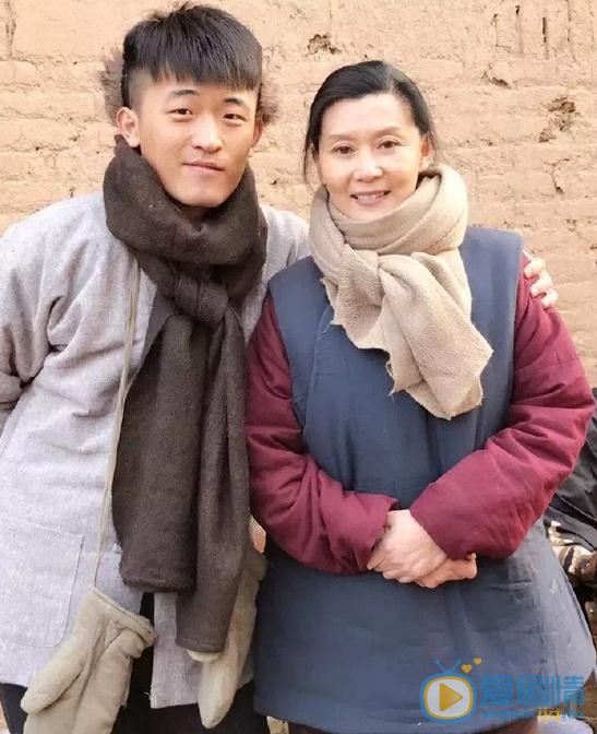 姜寒片场照 姜寒高清写真_姜寒高清剧照