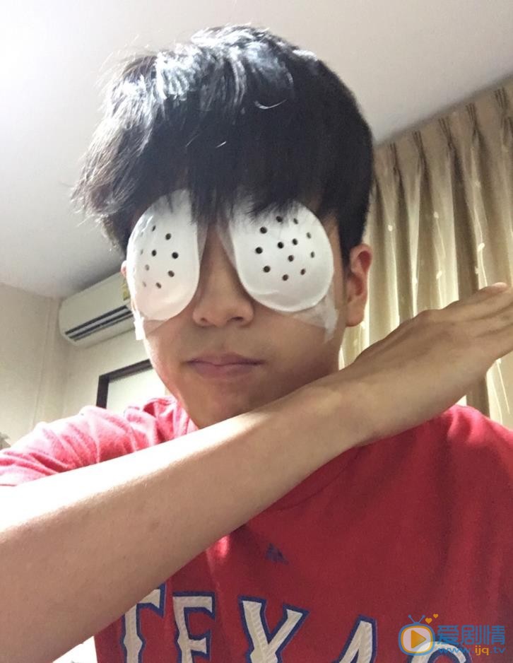 查侬散顶腾古搞怪合集 查侬散顶腾古高清写真_查侬散顶腾古高清剧照