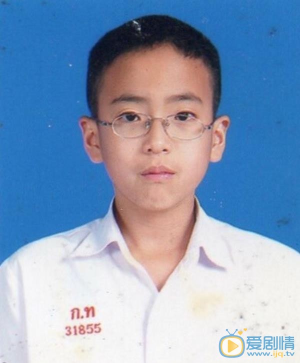 查侬散顶腾古生活照 查侬散顶腾古高清写真_查侬散顶腾古高清剧照