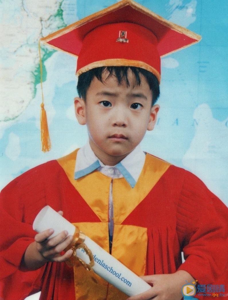 查侬散顶腾古生活照 查侬散顶腾古高清写真_查侬散顶腾古高清剧照