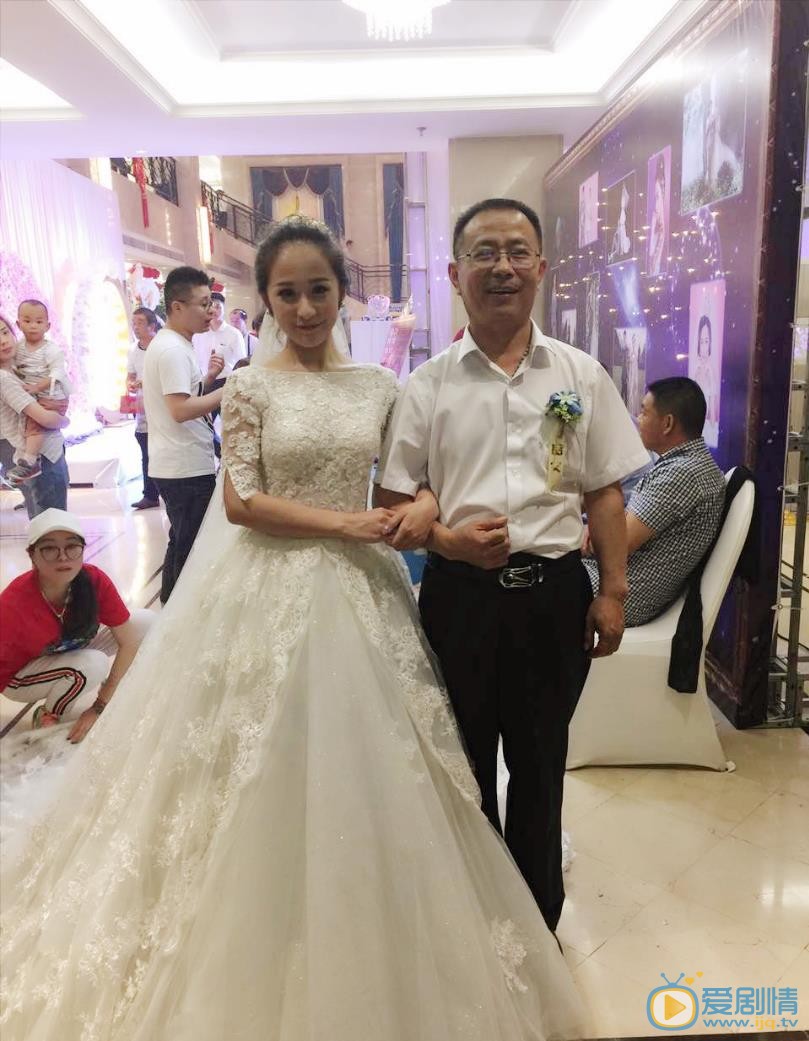 任婉婧婚礼现场 任婉婧高清写真_任婉婧高清剧照