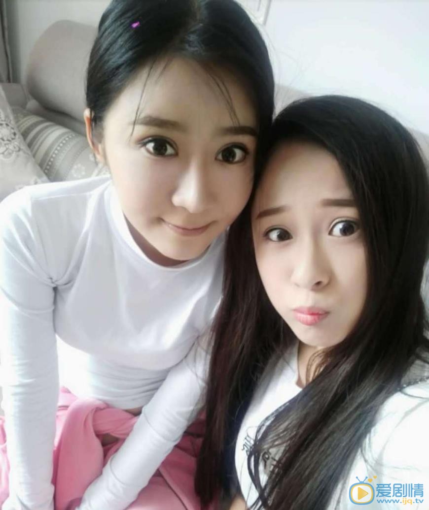 任婉婧闺蜜合照 任婉婧高清写真_任婉婧高清剧照
