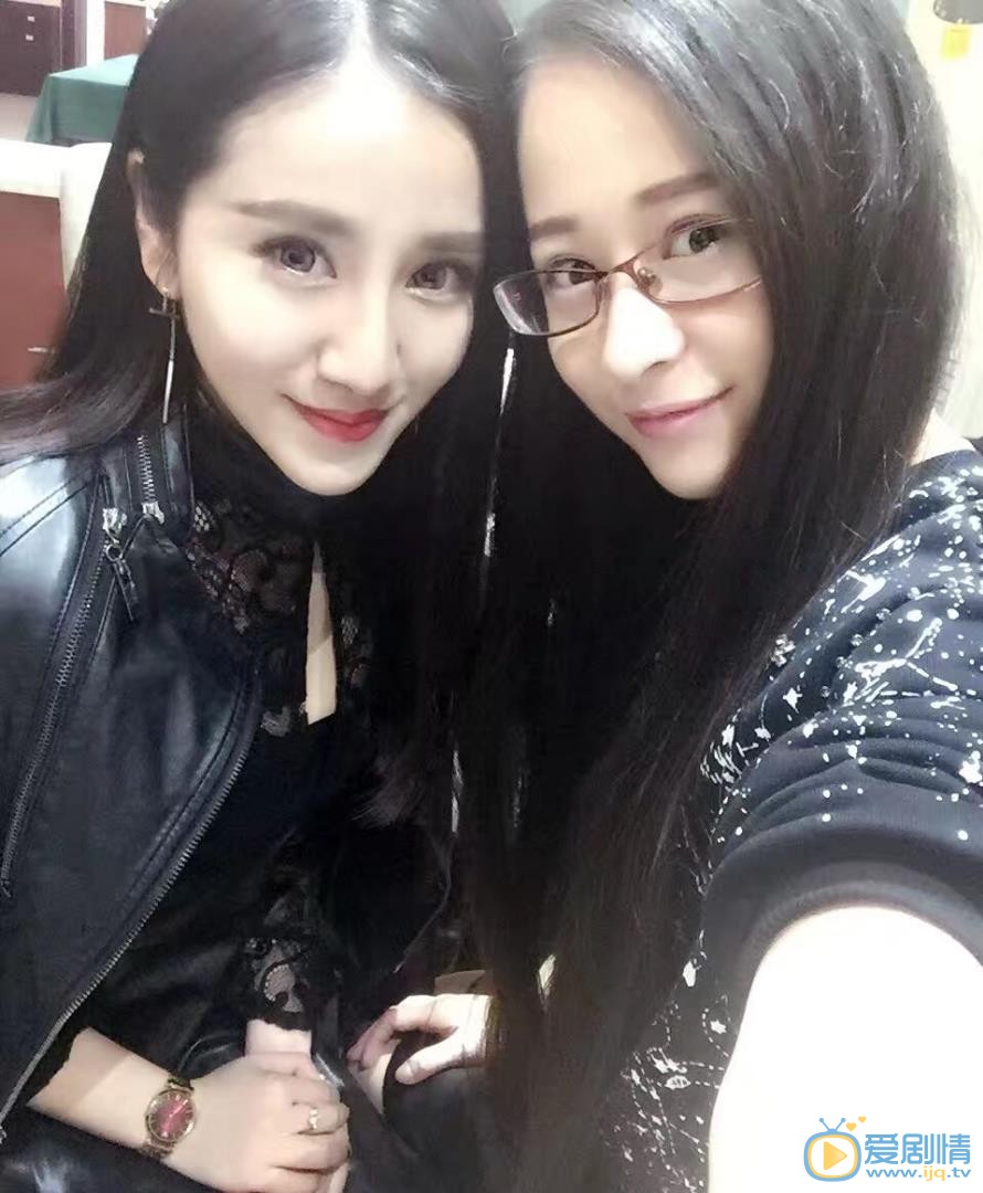任婉婧闺蜜合照 任婉婧高清写真_任婉婧高清剧照