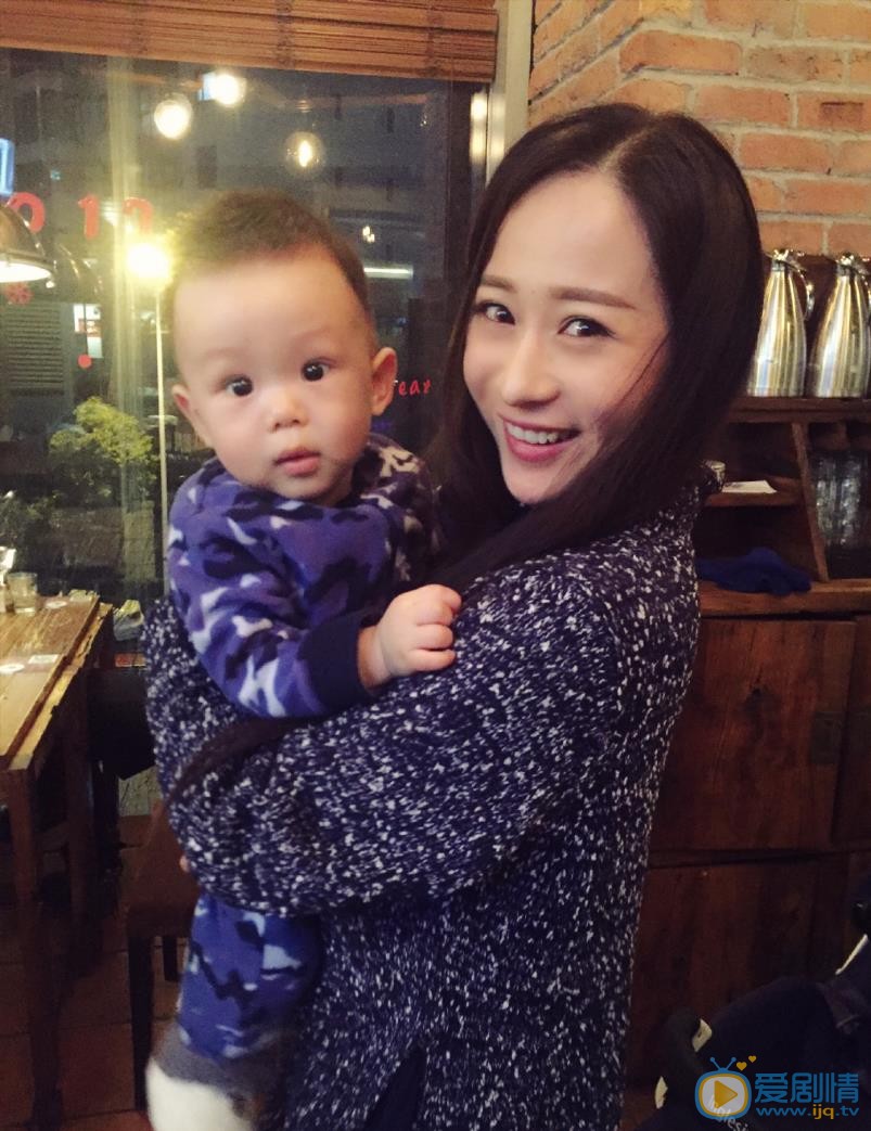 任婉婧与人合照 任婉婧高清写真_任婉婧高清剧照