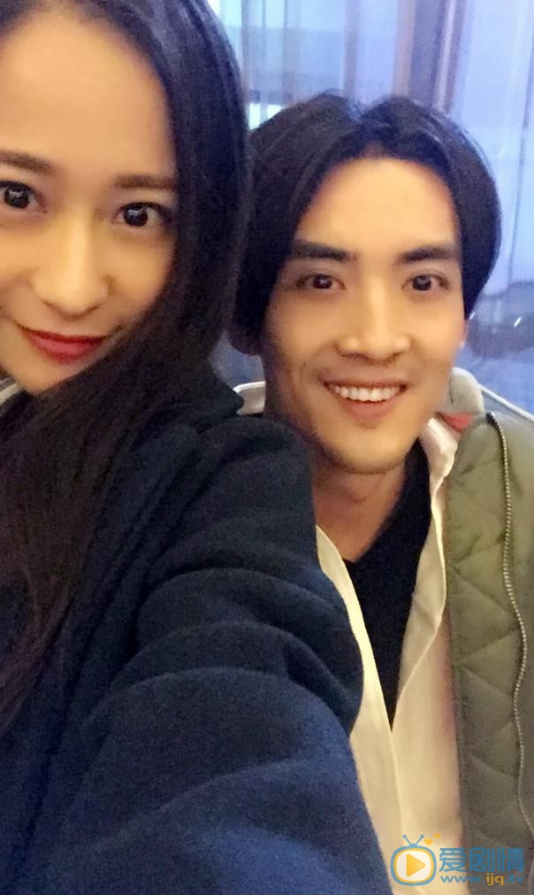 任婉婧与人合照 任婉婧高清写真_任婉婧高清剧照