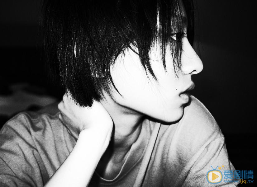 马渝捷黑白写真 马渝捷高清写真_马渝捷高清剧照