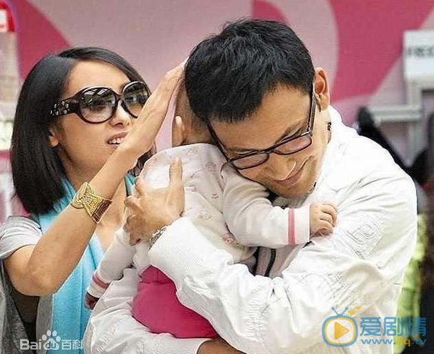 林文龙全家福 林文龙高清写真_林文龙高清剧照