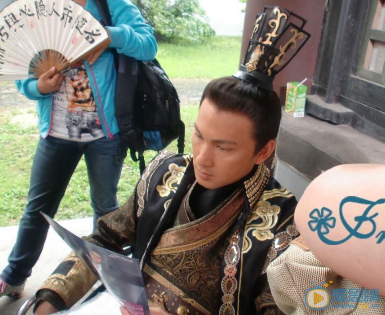 林文龙片场照 林文龙高清写真_林文龙高清剧照