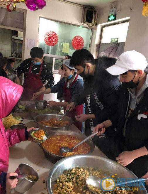 孙子航公益照 孙子航高清写真_孙子航高清剧照