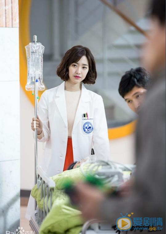 陈世妍《Doctor异乡人》剧照 陈世妍高清写真_陈世妍高清剧照