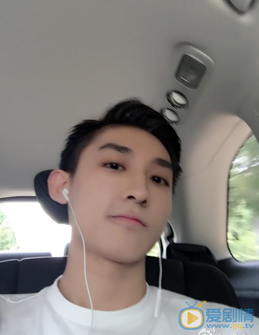 刘泽庭生活照 刘泽庭高清写真_刘泽庭高清剧照
