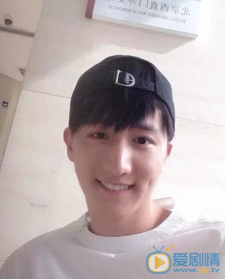 窦柏林生活照 窦柏林高清写真_窦柏林高清剧照